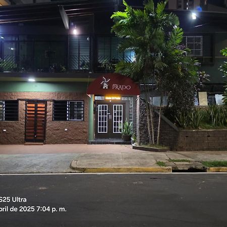 Hostal El Prado Panama-Stad Buitenkant foto