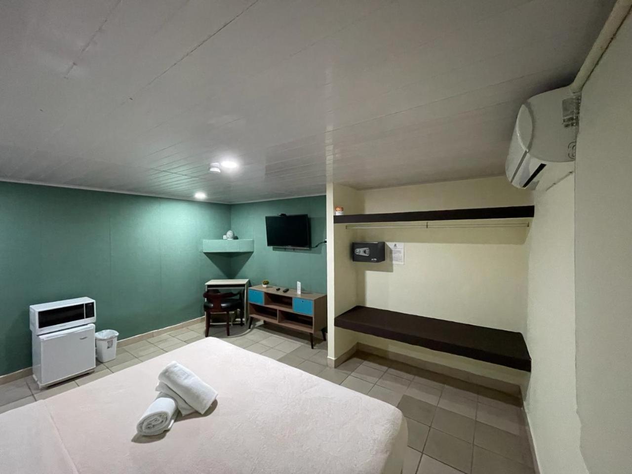Hostal El Prado Panama-Stad Buitenkant foto